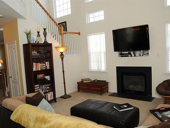 5th image of 929 Brittlebank Dr