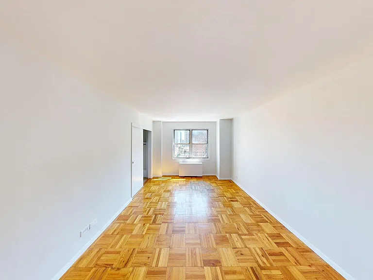 250 E 73rd St #16E — Photo 9