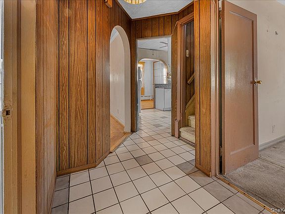 5th image of 125 Sterling Road