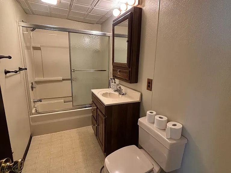 1295 Morrow Rd — Photo 14