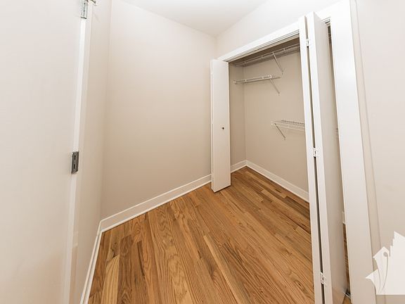 4th image of 2422 N Kedzie Blvd
