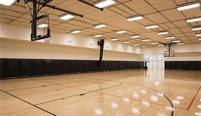 Rented by Living New York | media 36