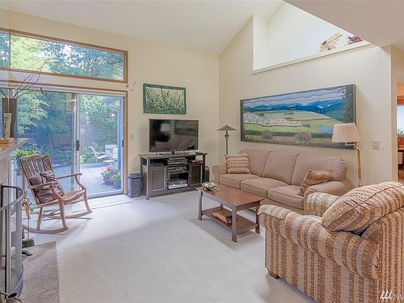 4th image of 10205 NE 126th Pl