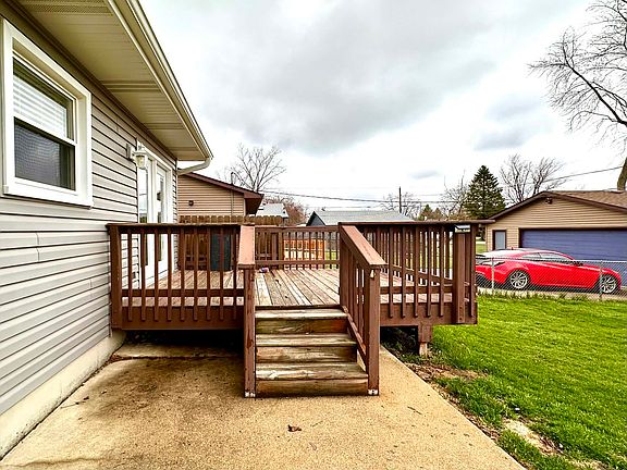 5th image of 38093 N Cornell Rd