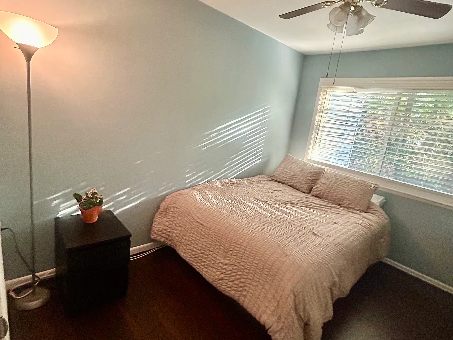2 bed, 2.5 bath, 1134 sqft, $1,100 — Photo 3