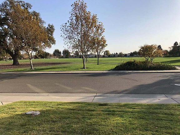 2nd image of 5321 Fox Trotter Way