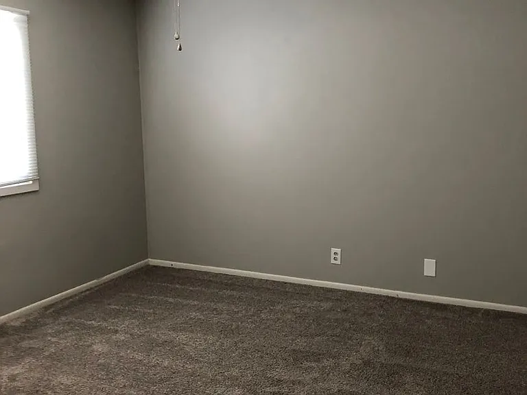 Renovated Apartment Just for You — Photo 7