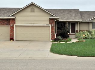 2705 E Kite Ct, Wichita, KS 67219