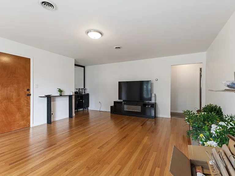 48 John David Ln #2 — Photo 4