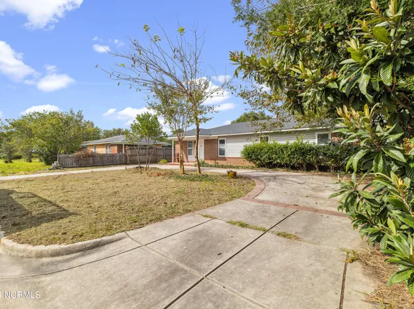 2703 Robeson Street, Wilmington, NC 28405
