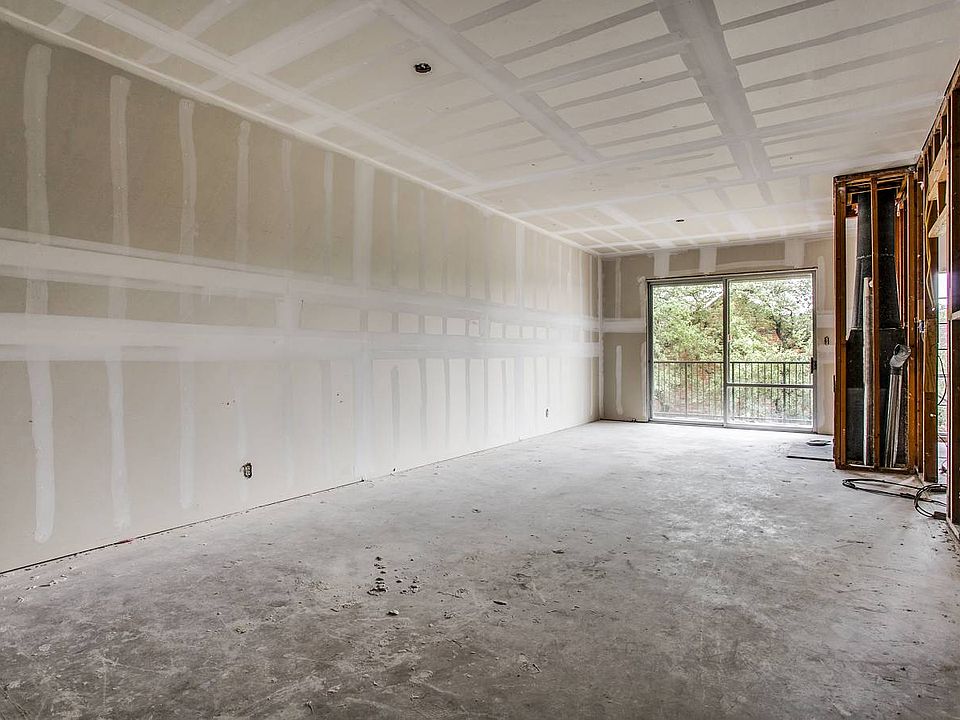 1st image of 7707 Broadway St
