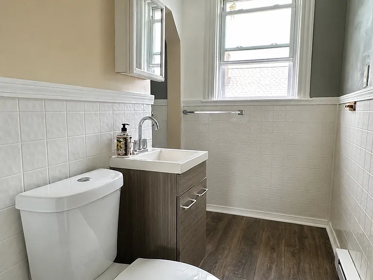 19 Maple Tree Ln #3 — Photo 6