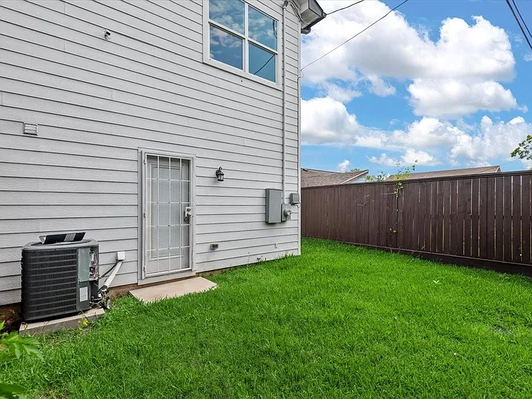 2202 Lynnfield St #A — Photo 20