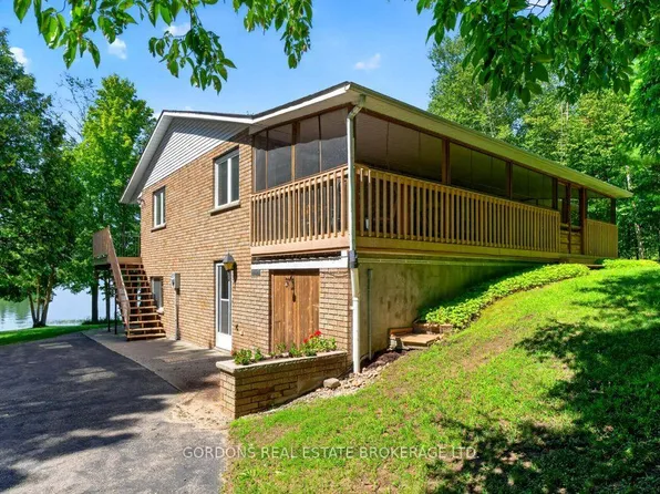 2950 R29 Rte, Rideau Lakes, ON K0G 1V0
