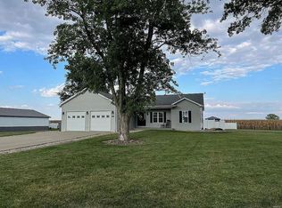 1019 Prairie St, Shipman, IL 62685