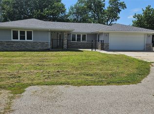 1000 1st St SE, Clarion, IA 50525