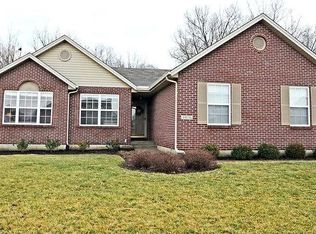 6024 Dunmore Dr, West Chester, OH 45069