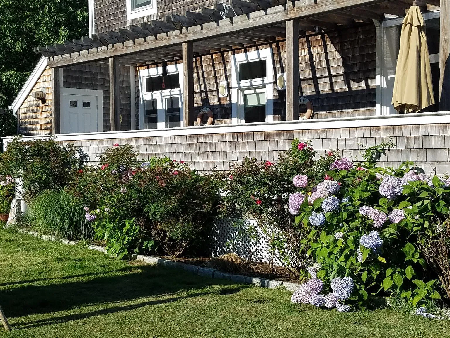 35 Pine Island Rd — Photo 2