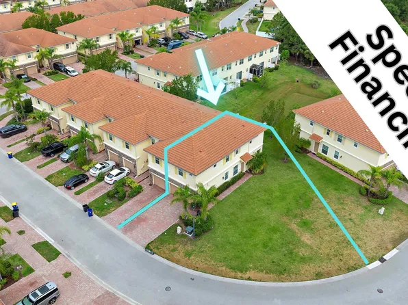 9677 Sw Purple Martin Way, Stuart, FL 34997