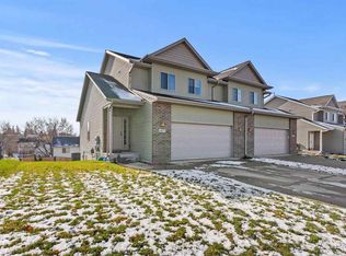 1473 Palisades Dr, Coralville, IA 52241