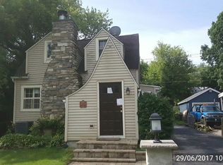 35W285 Lambert Ave, St Charles, IL