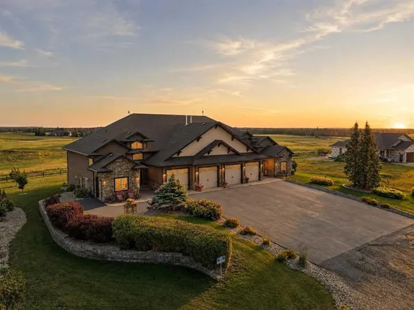 107A NW Wolf Run Dr, Ponoka County, AB T0C 0Y0