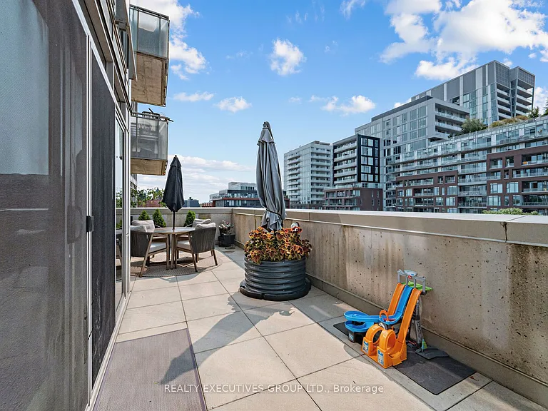 630 Queen St E #510 — Photo 25