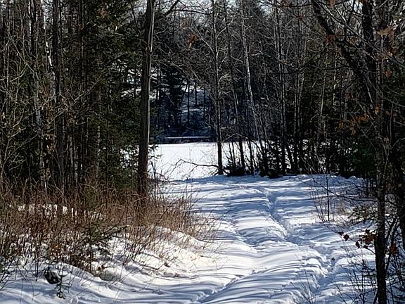 3rd image of Woodland Dr