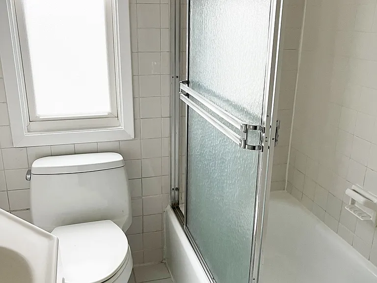 208 Ashford Ave #3 — Photo 10