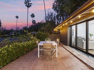 22261 Ybarra Rd, Woodland Hills, CA 91364