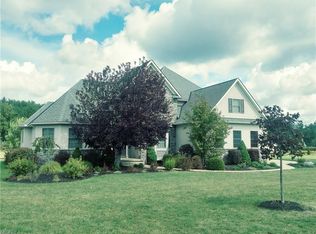 10298 Sandstone Trl, Columbia Station, OH 44028