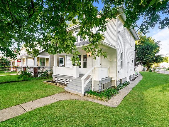 2nd image of 221 Columbian Ave