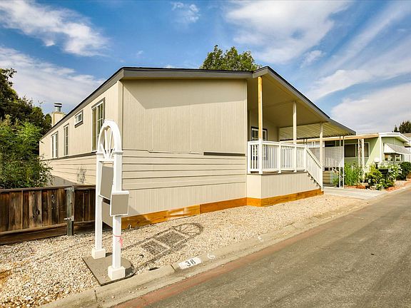 3rd image of 1085 Tasman Dr