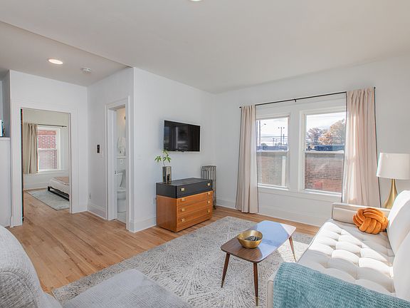 2nd image of 1665 Clarence Ave APT 5