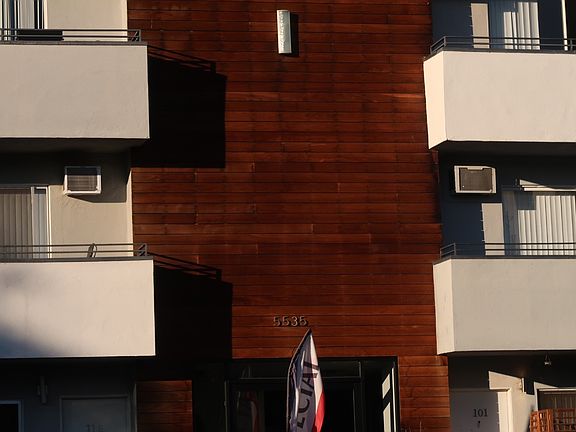 2nd image of 5535 Carlton Way #1B-1Ba-650Sqft