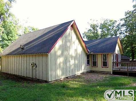 5th image of 9 Holly Oak Dr