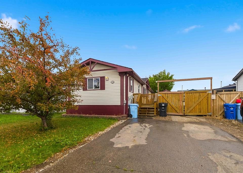 1st image of 188 NE McKinlay Cres