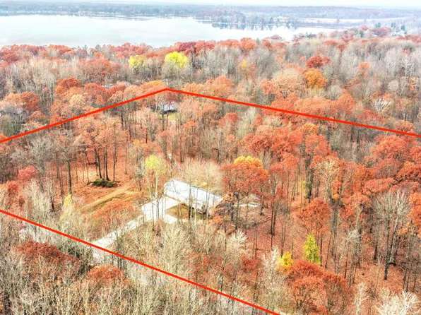 20635 100th Ave, Evart, MI 49631