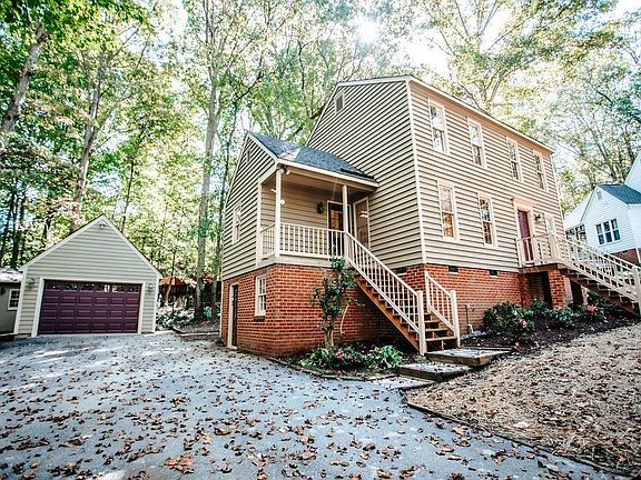 4th image of 11 Big Meadows Ct