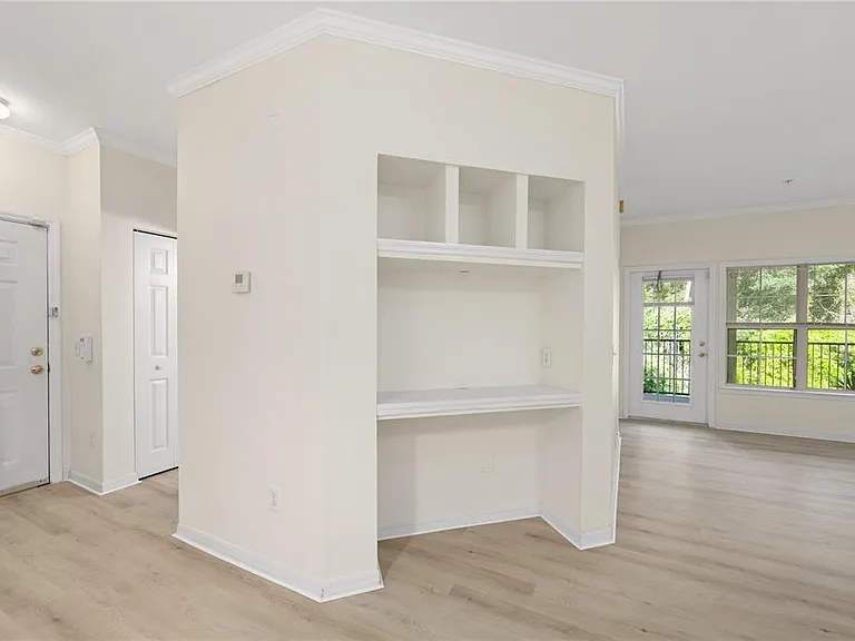 3593 Conroy Rd #424 — Photo 3