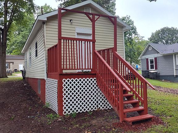 5th image of 1205 Brookdale St