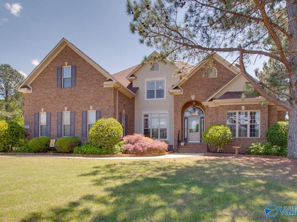 210 Lee Bowden Dr, Huntsville, AL 35806