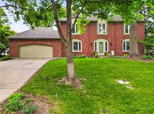 304 NW Aspen St, Lees Summit, MO 64064