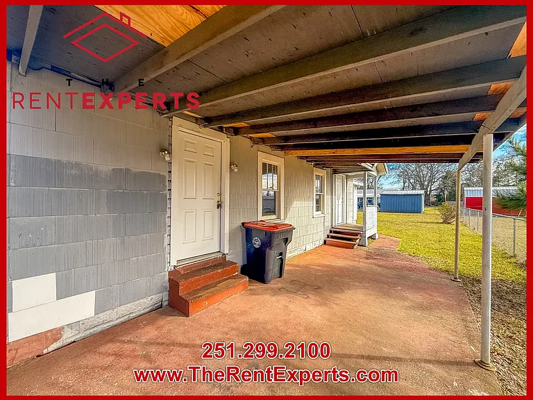 305 Mango St — Photo 4