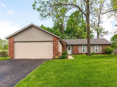 221 Boulder Ct, Carmel, IN, 46032