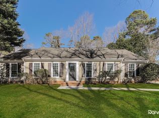 1009 Falls Church Rd, Charlotte, NC 28270