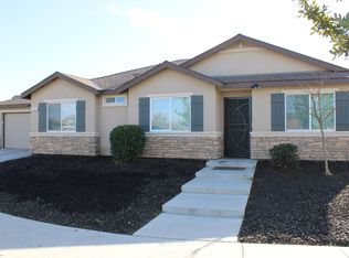 737 W Perez Ave, Visalia, CA 93291