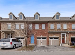 30 Robert Peel Rd, Kitchener, ON N2H 0B3