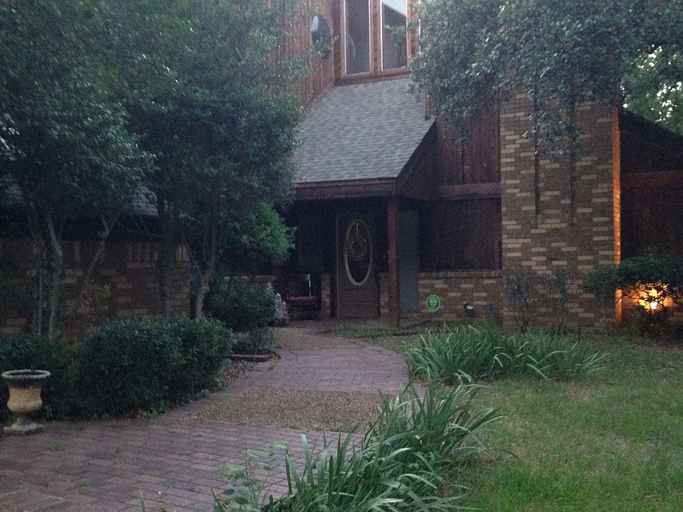 1st image of 2042 Aspen Pl