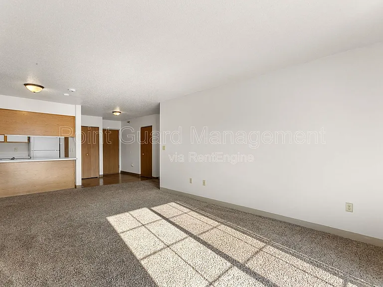Maple Park Apartments — Photo 29